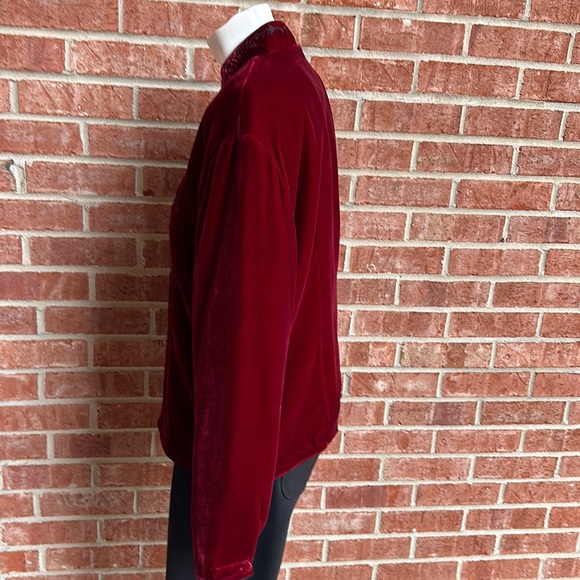 Alexandra Bartlett Maroon/Black Special Occasion Velvet Mandarin Jacket - Picture 3 of 12